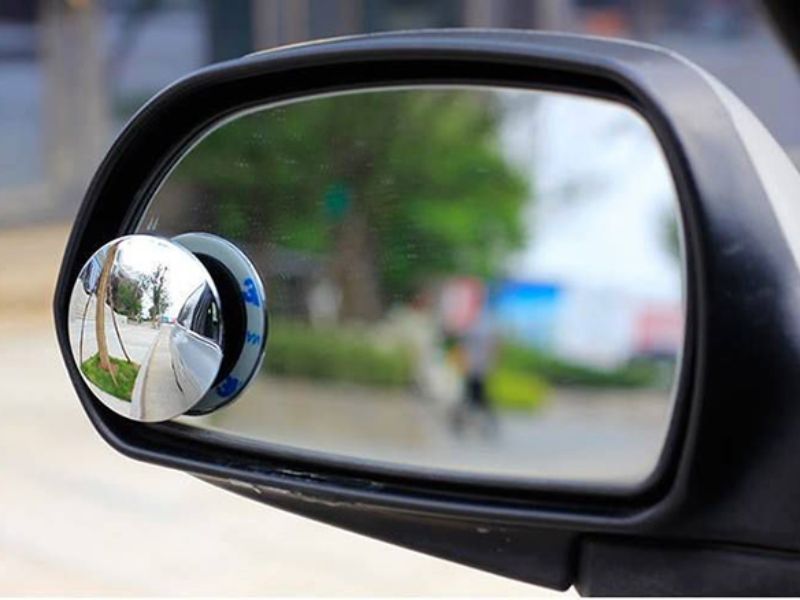 Kiến thức về các vùng điểm mù xe ô tô tài xế cần nắm và cách xử lý